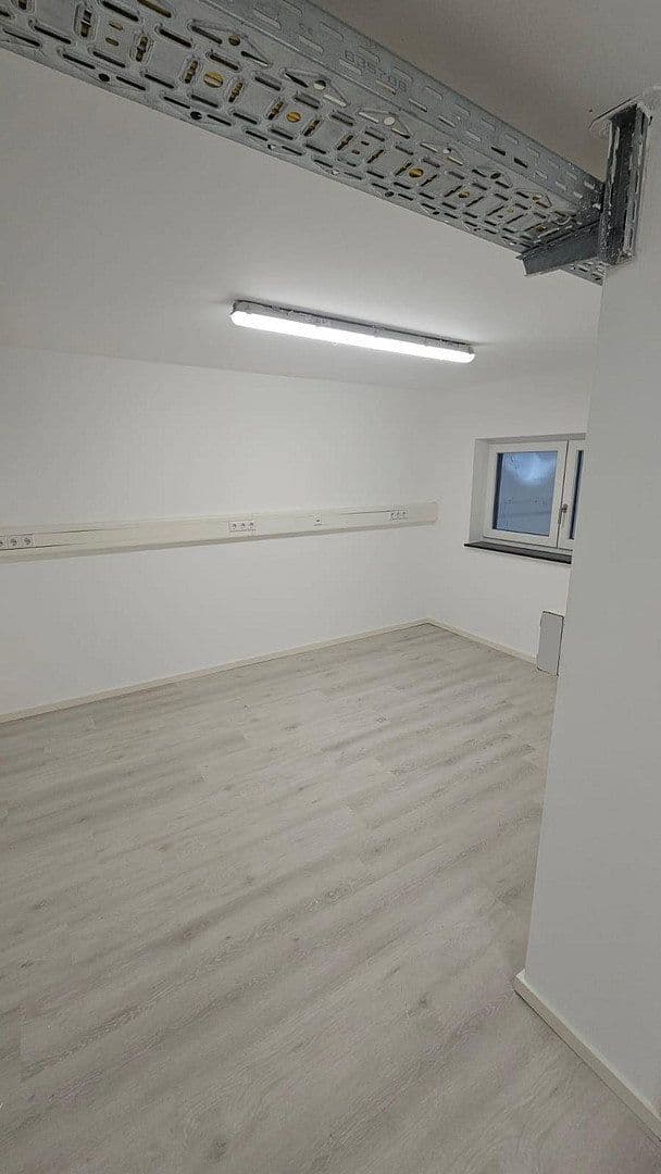 Predaj domu 167 m², pozemok 163 m², Speyerer Straße 25, Neuhofen, Porýnie-Falcko Predaj domu 167 m², pozemok 163 m², Speyerer Straße 25, Neuhofen, Porýnie-Falcko