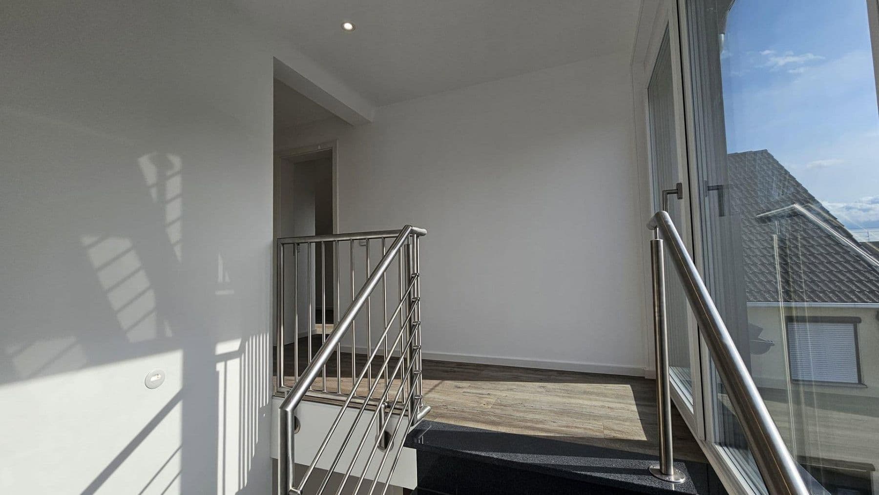 Predaj domu 167 m², pozemok 163 m², Speyerer Straße 25, Neuhofen, Porýnie-Falcko Predaj domu 167 m², pozemok 163 m², Speyerer Straße 25, Neuhofen, Porýnie-Falcko