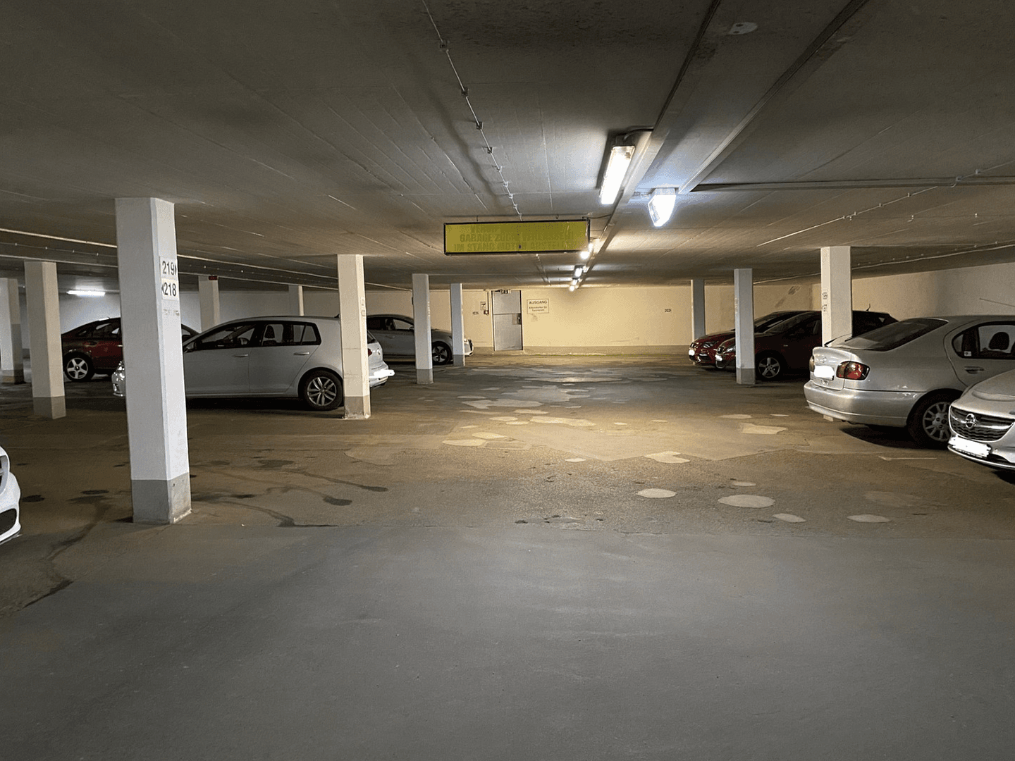Prenájom garáže, Altendorferstr. 34, Chemnitz, Severné Porýnie - Westfálsko Prenájom garáže, Altendorferstr. 34, Chemnitz, Severné Porýnie - Westfálsko