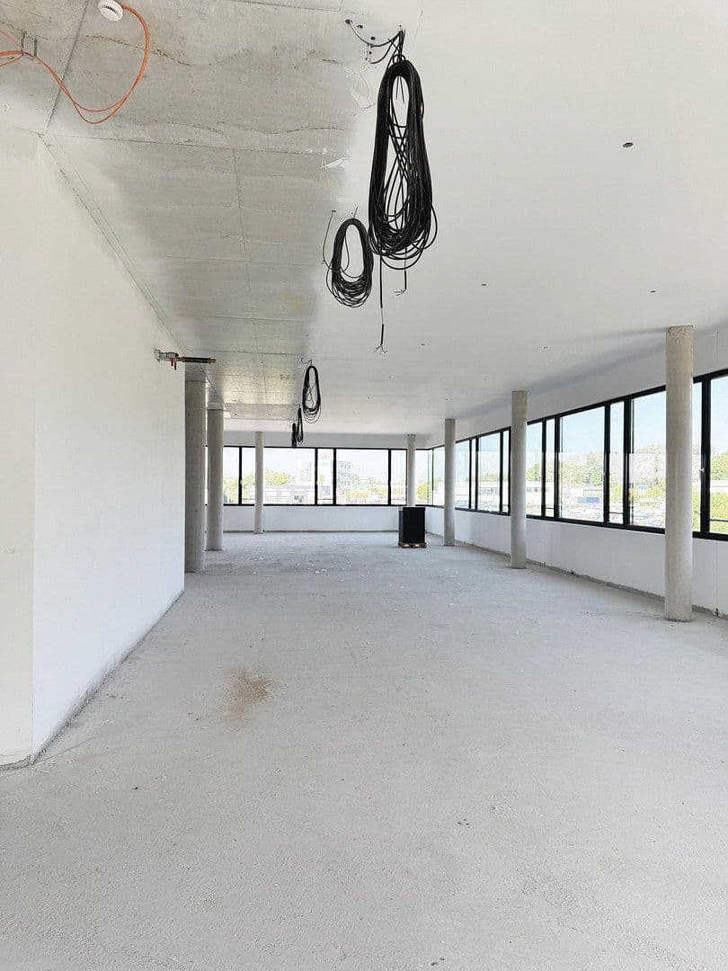 Prenájom kancelárie 807 m², Ida-Noddack-Straße 2, Ingolstadt, Bavorsko Prenájom kancelárie 807 m², Ida-Noddack-Straße 2, Ingolstadt, Bavorsko
