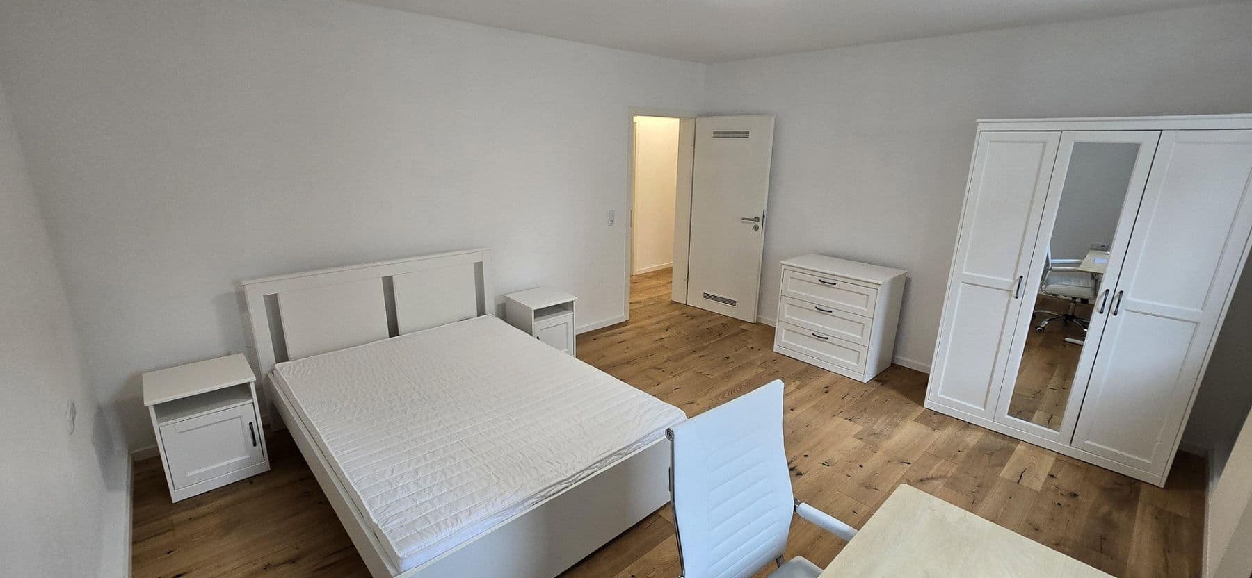 Prenájom bytu 1-izbový 38 m², Duisburgerstraße 26, Stuttgart, Bádensko-Wurttembersko Prenájom bytu 1-izbový 38 m², Duisburgerstraße 26, Stuttgart, Bádensko-Wurttembersko