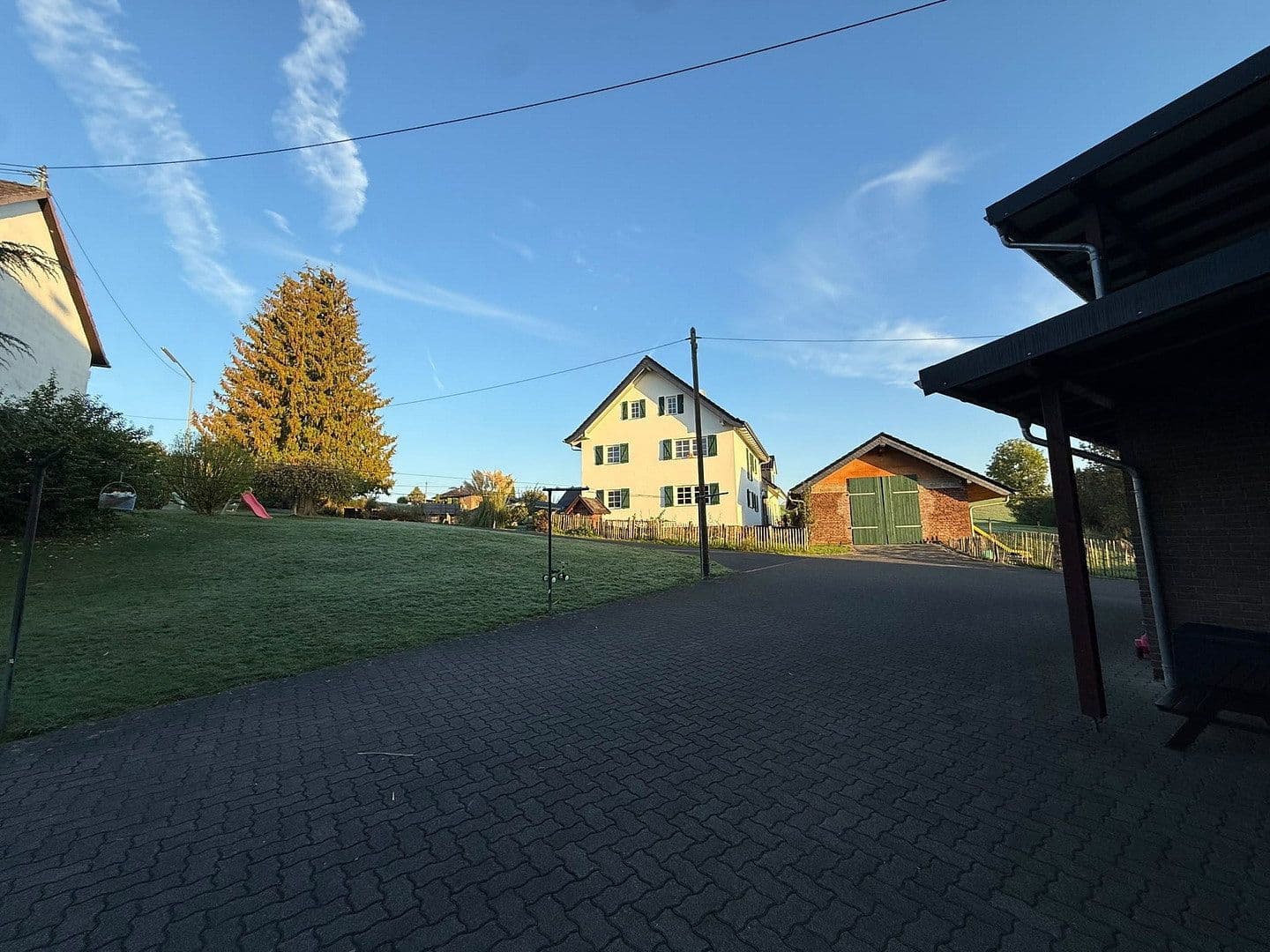 Prenájom bytu 4-izbový 130 m², Stompen 19, Much, Severné Porýnie - Westfálsko Prenájom bytu 4-izbový 130 m², Stompen 19, Much, Severné Porýnie - Westfálsko