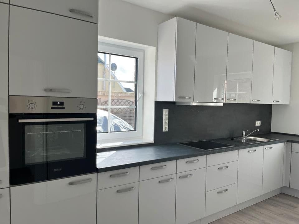 Prenájom domu 130 m², pozemok 15 m², Dorfstraße, Pronstorf, Šlezvicko-Holštajnsko Prenájom domu 130 m², pozemok 15 m², Dorfstraße, Pronstorf, Šlezvicko-Holštajnsko