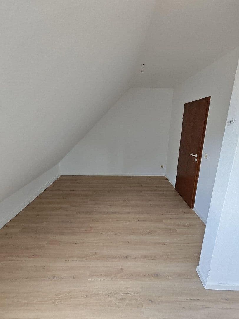 Prenájom bytu 2-izbový 53 m², Baarstraße 10a, Iserlohn, Severné Porýnie - Westfálsko Prenájom bytu 2-izbový 53 m², Baarstraße 10a, Iserlohn, Severné Porýnie - Westfálsko