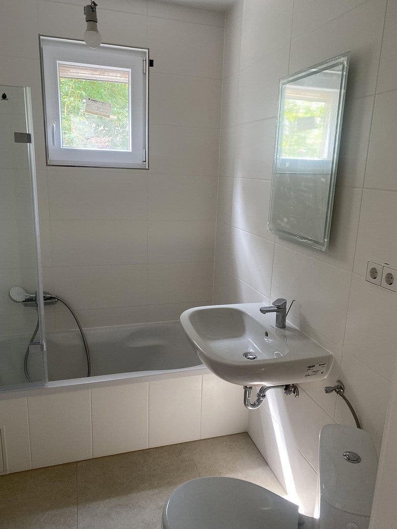 Prenájom bytu 120 m², Bammental, Bádensko-Wurttembersko Prenájom bytu 120 m², Bammental, Bádensko-Wurttembersko