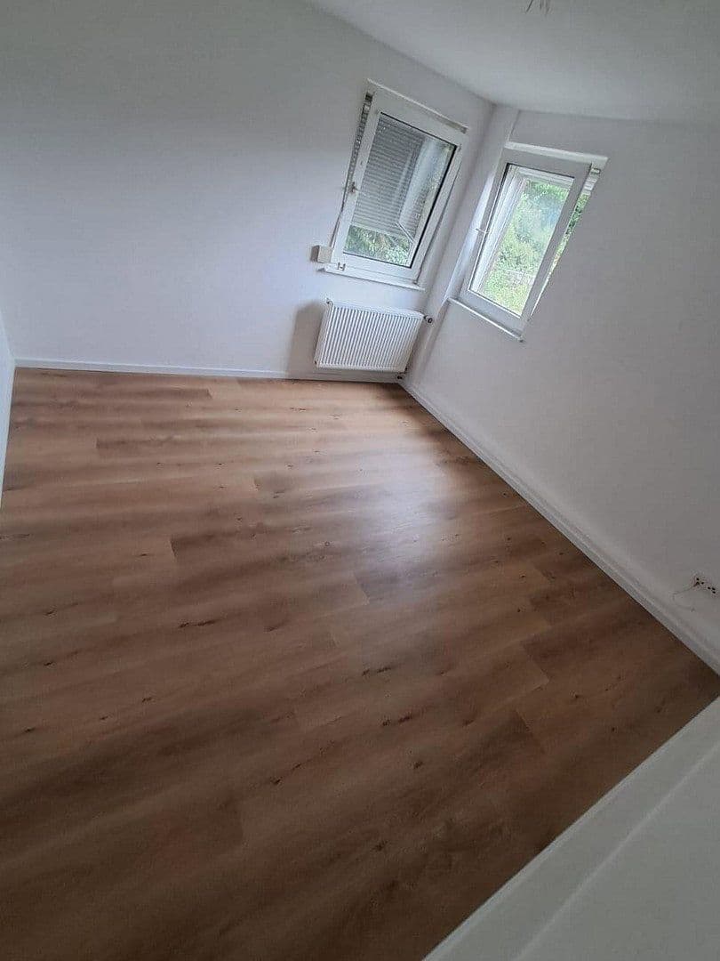 Prenájom bytu 120 m², Bammental, Bádensko-Wurttembersko Prenájom bytu 120 m², Bammental, Bádensko-Wurttembersko