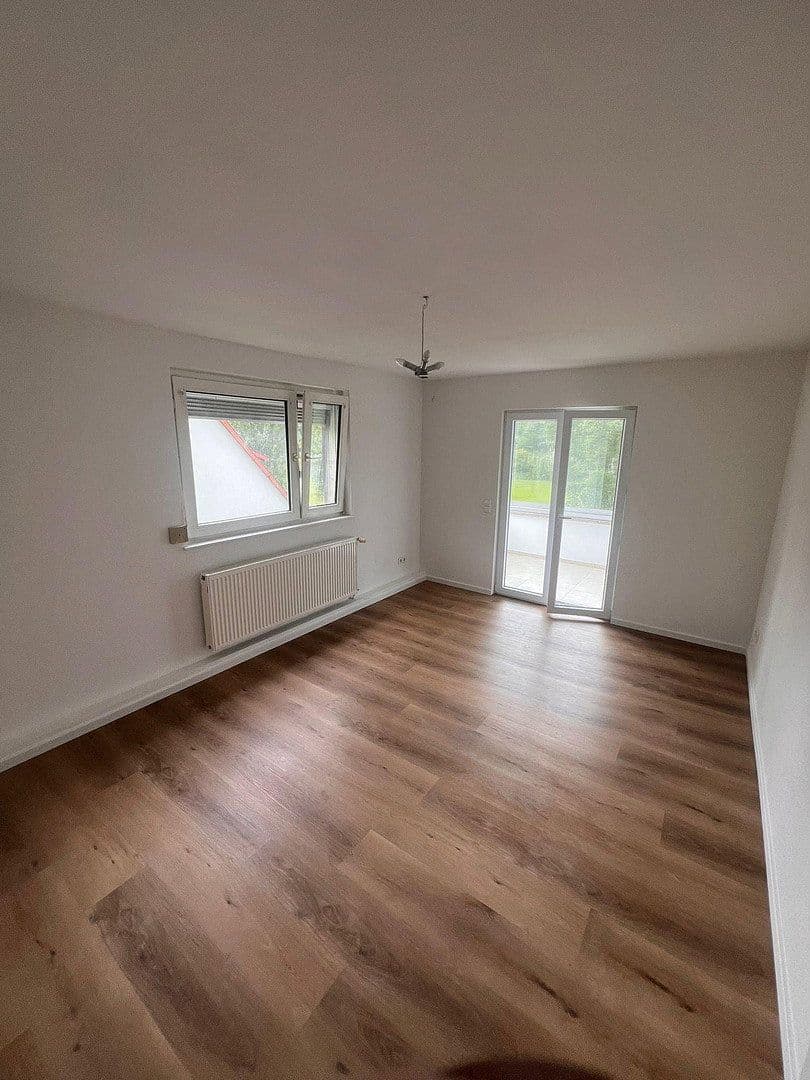 Prenájom bytu 120 m², Bammental, Bádensko-Wurttembersko Prenájom bytu 120 m², Bammental, Bádensko-Wurttembersko