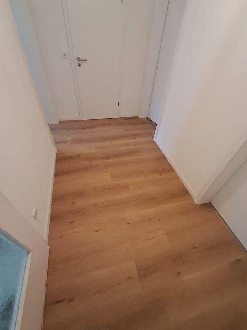 Prenájom bytu 120 m², Bammental, Bádensko-Wurttembersko Prenájom bytu 120 m², Bammental, Bádensko-Wurttembersko