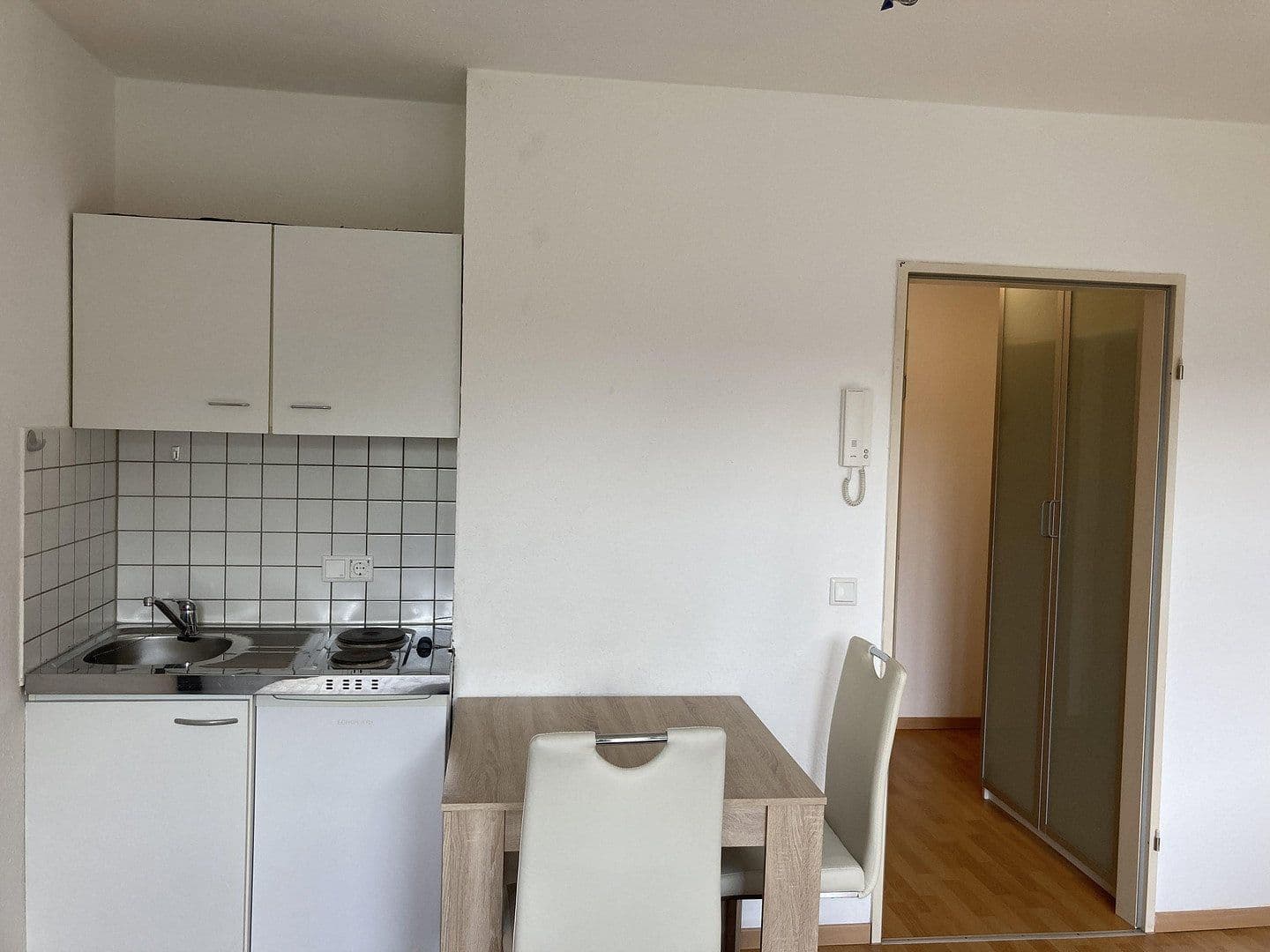 Prenájom bytu 1-izbový 25 m², Grunewaldstraße 18, Regensburg, Bavorsko Prenájom bytu 1-izbový 25 m², Grunewaldstraße 18, Regensburg, Bavorsko
