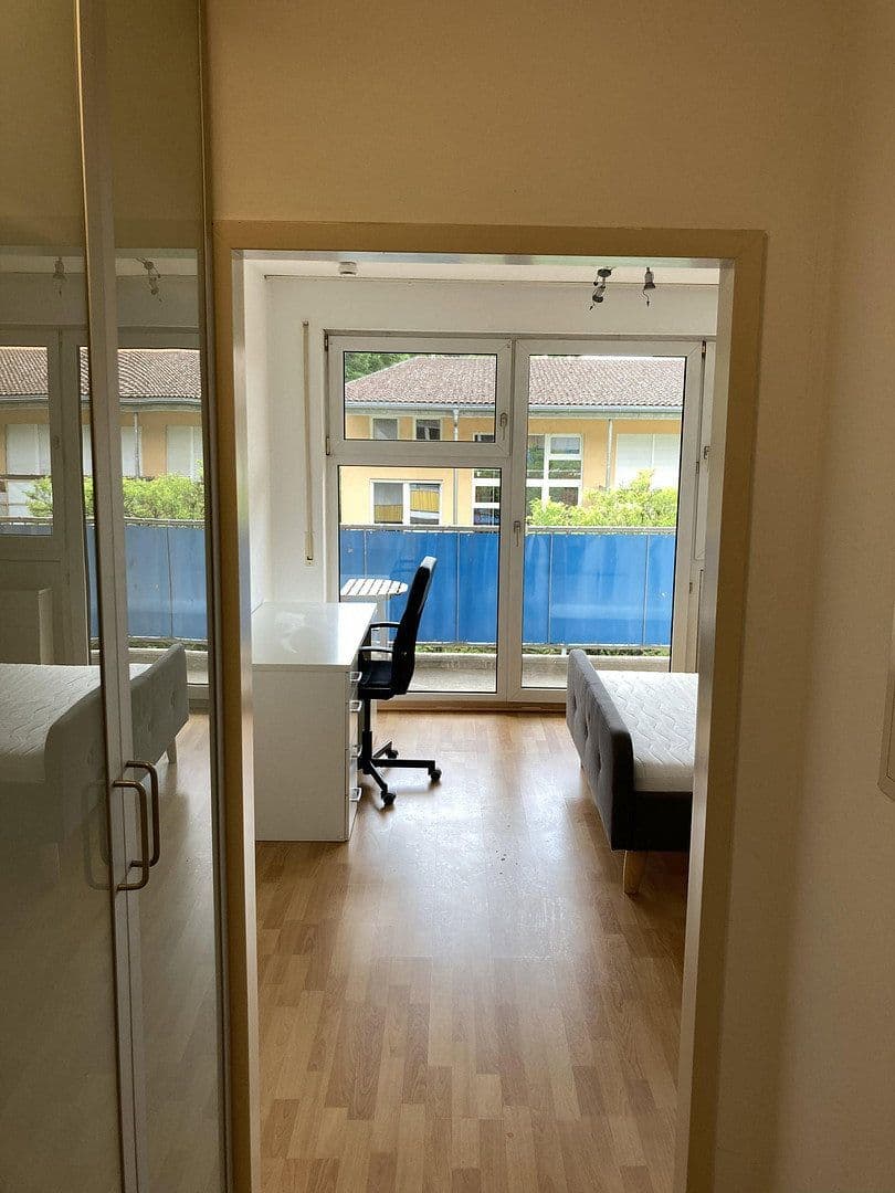 Prenájom bytu 1-izbový 25 m², Grunewaldstraße 18, Regensburg, Bavorsko Prenájom bytu 1-izbový 25 m², Grunewaldstraße 18, Regensburg, Bavorsko