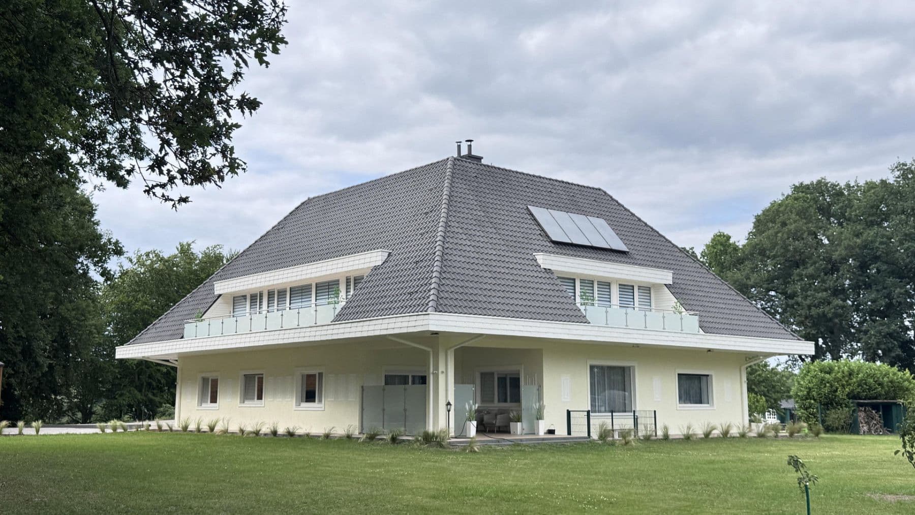 Predaj domu 877 m², pozemok 23.976 m², Balge, Dolné Sasko Predaj domu 877 m², pozemok 23.976 m², Balge, Dolné Sasko