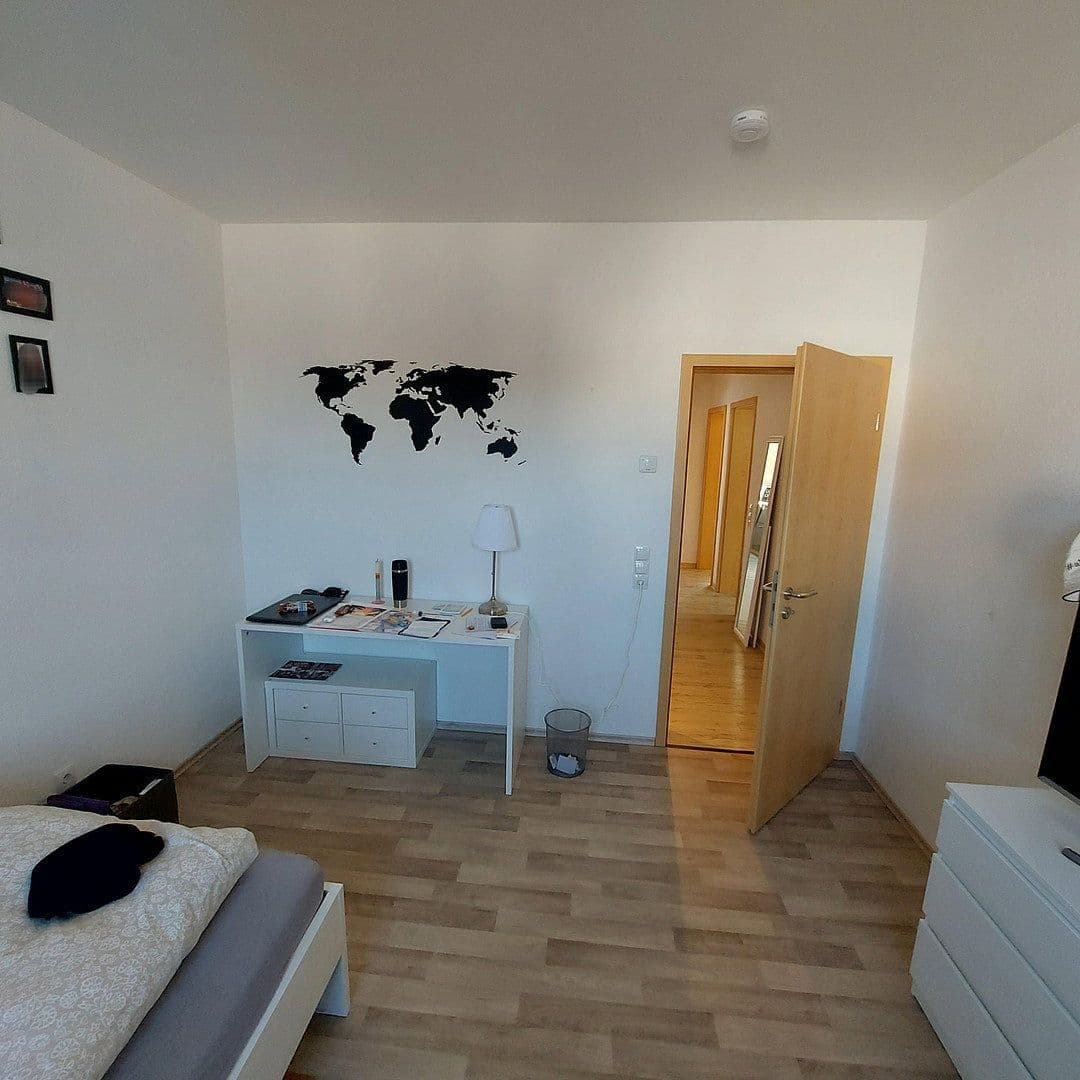 Prenájom bytu 4-izbový 102 m², Weißenthurm, Porýnie-Falcko Prenájom bytu 4-izbový 102 m², Weißenthurm, Porýnie-Falcko