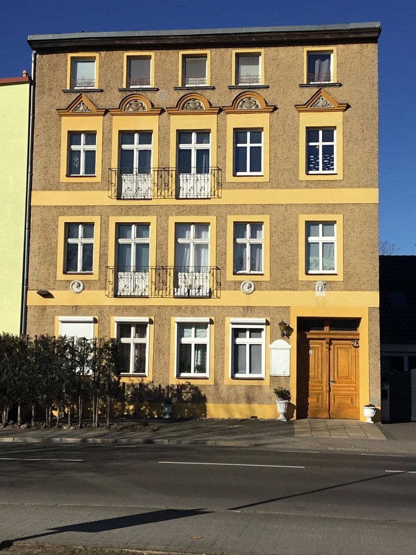 Predaj domu 341 m², pozemok 296 m², Oranienburg, Brandenbursko Predaj domu 341 m², pozemok 296 m², Oranienburg, Brandenbursko