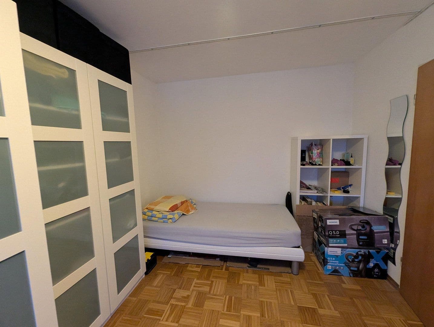Prenájom bytu 1-izbový 33 m², Karlsruhe, Bádensko-Wurttembersko Prenájom bytu 1-izbový 33 m², Karlsruhe, Bádensko-Wurttembersko