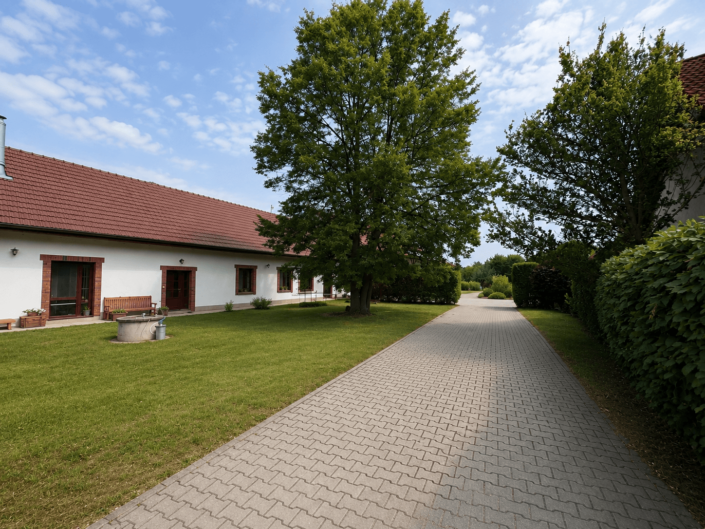 Predaj domu 220 m², pozemok 8.800 m², Kostomlaty nad Labem, Středočeský kraj Predaj domu 220 m², pozemok 8.800 m², Kostomlaty nad Labem, Středočeský kraj
