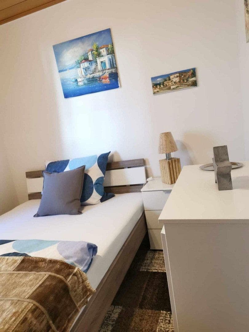 Prenájom bytu 1-izbový 16 m², Mönsheimerstr. 47, Heimsheim, Bádensko-Wurttembersko Prenájom bytu 1-izbový 16 m², Mönsheimerstr. 47, Heimsheim, Bádensko-Wurttembersko