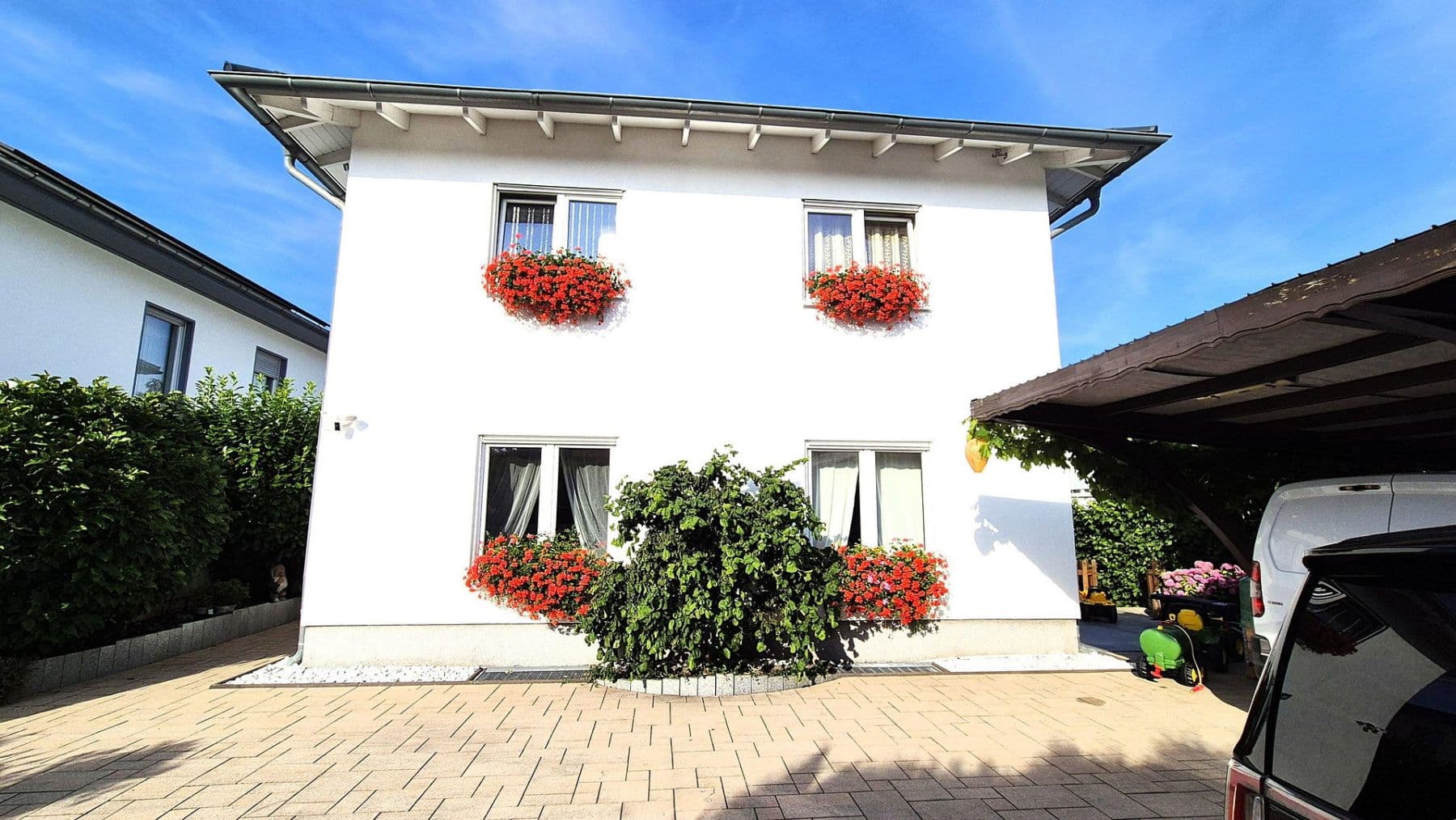 Predaj domu 160 m², pozemok 456 m², Wuppertal, Severné Porýnie - Westfálsko Predaj domu 160 m², pozemok 456 m², Wuppertal, Severné Porýnie - Westfálsko