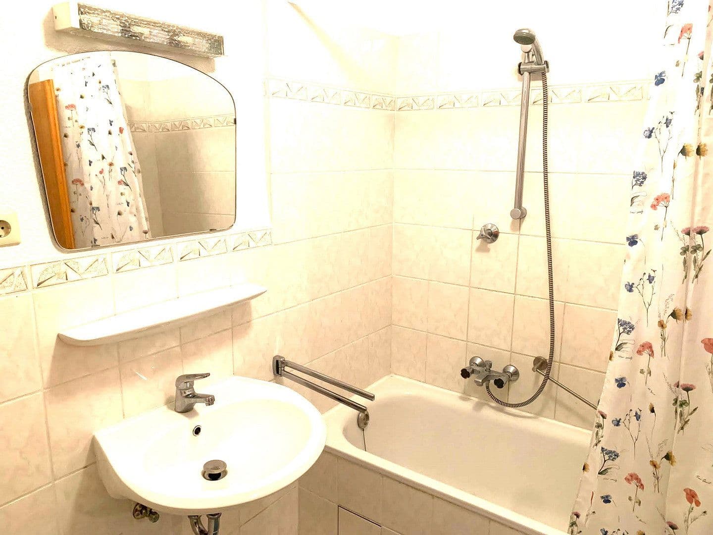 Prenájom bytu 3-izbový 86 m², Ludwigshafen, Porýnie-Falcko Prenájom bytu 3-izbový 86 m², Ludwigshafen, Porýnie-Falcko