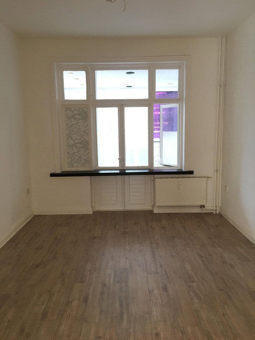 Prenájom bytu 3-izbový 79 m², Holtenauer Straße 240, Kiel, Šlezvicko-Holštajnsko Prenájom bytu 3-izbový 79 m², Holtenauer Straße 240, Kiel, Šlezvicko-Holštajnsko