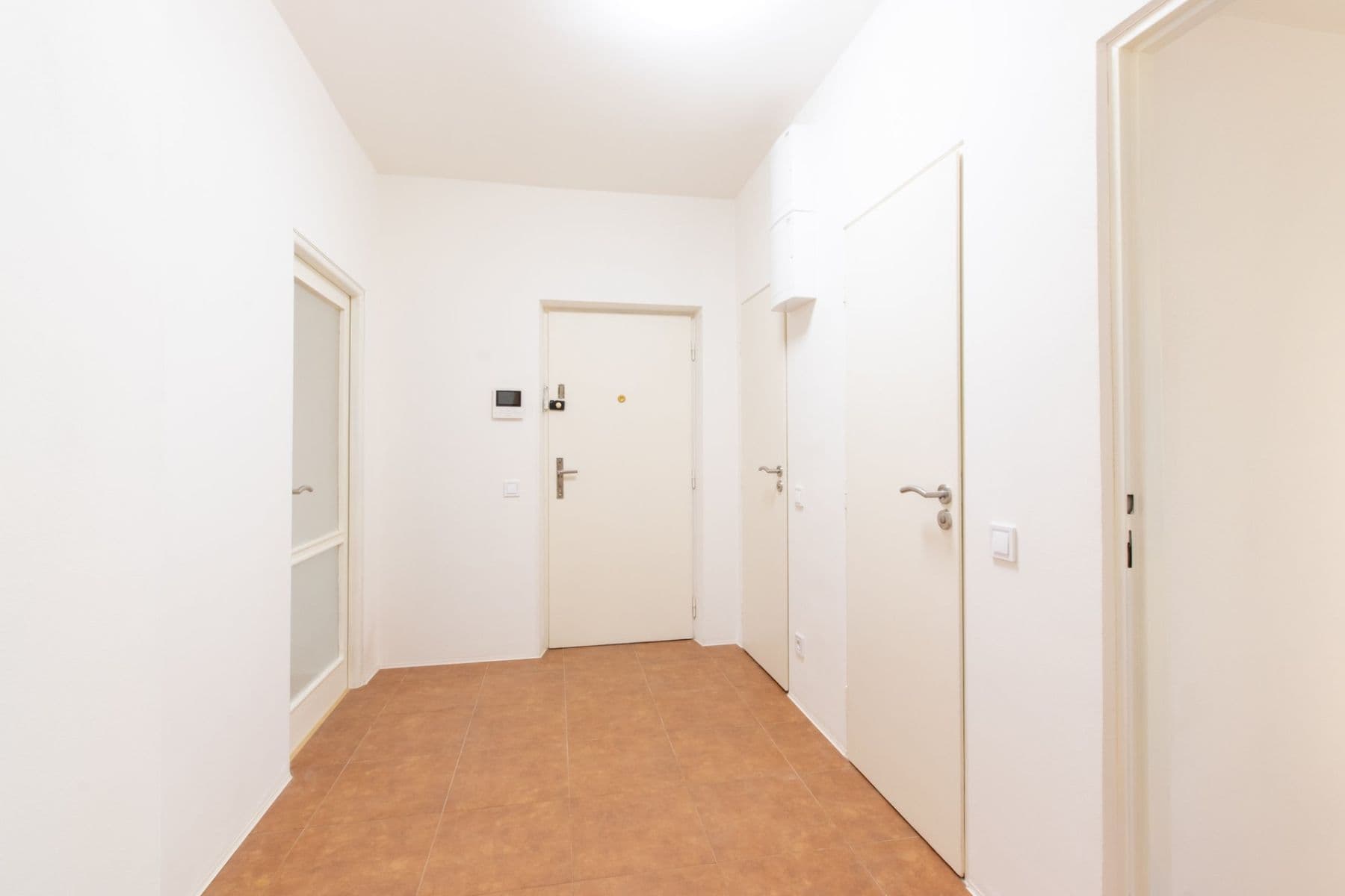 Prenájom bytu 3-izbový 73 m², Počernická, Praha, Praha Prenájom bytu 3-izbový 73 m², Počernická, Praha, Praha