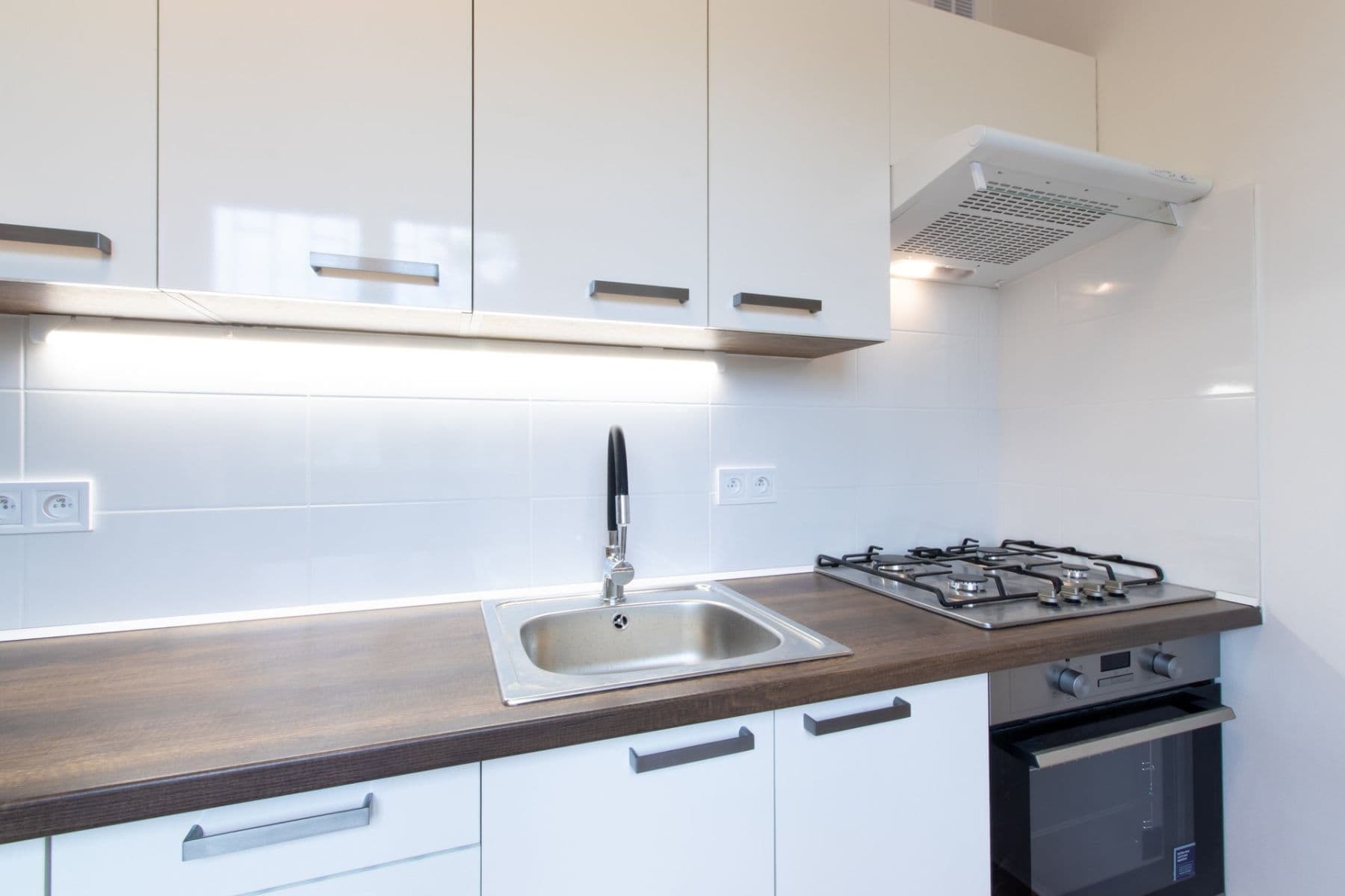 Prenájom bytu 3-izbový 73 m², Počernická, Praha, Praha Prenájom bytu 3-izbový 73 m², Počernická, Praha, Praha