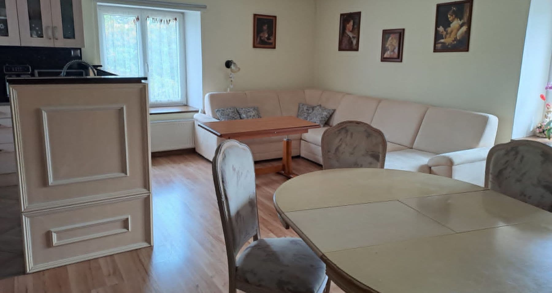 Predaj domu 412 m², pozemok 318 m², Revoluční, Šestajovice, Středočeský kraj Predaj domu 412 m², pozemok 318 m², Revoluční, Šestajovice, Středočeský kraj
