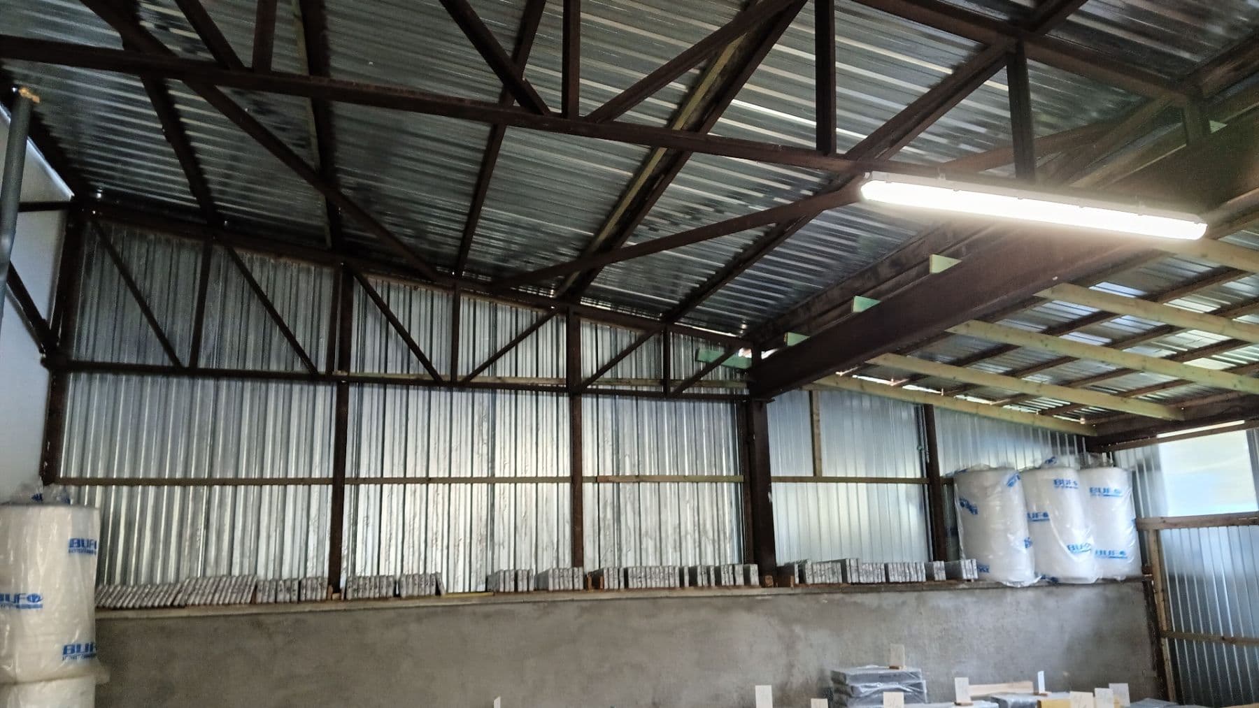 Prenájom nebytového priestoru 200 m², Vápenka, Zdice, Středočeský kraj Prenájom nebytového priestoru 200 m², Vápenka, Zdice, Středočeský kraj
