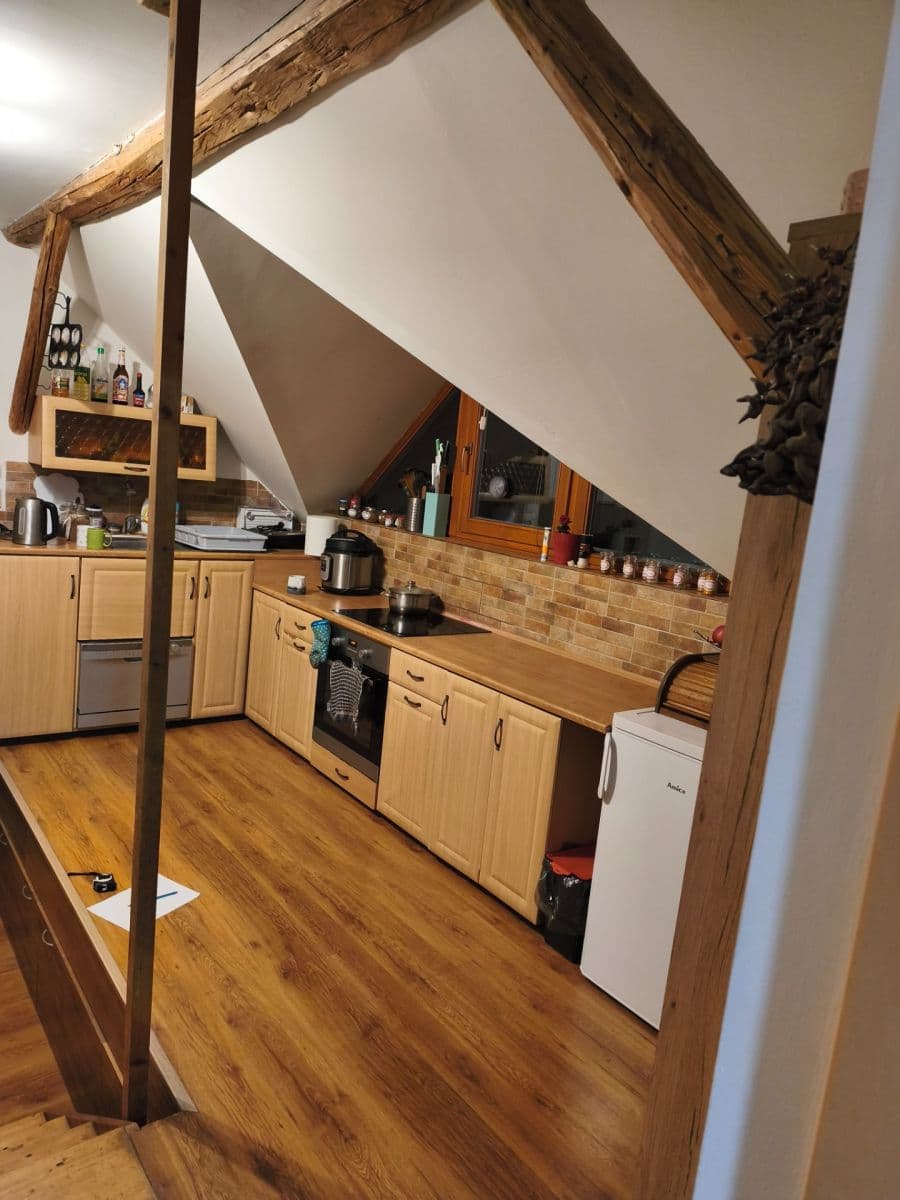 Prenájom domu 100 m², pozemok 600 m², Býšť, Pardubický kraj Prenájom domu 100 m², pozemok 600 m², Býšť, Pardubický kraj