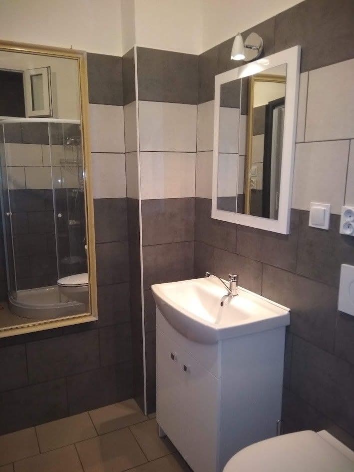 Prenájom bytu 2-izbový 60 m², Slezská, Praha, Praha Prenájom bytu 2-izbový 60 m², Slezská, Praha, Praha