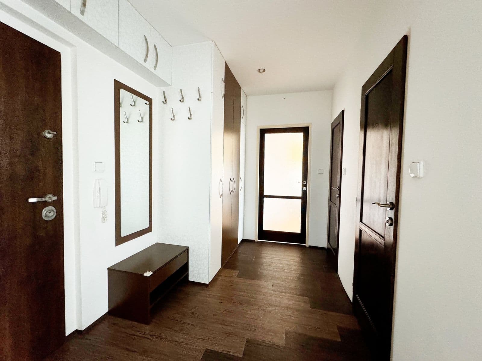 Prenájom bytu 2-izbový 54 m², Na Petřinách, Praha, Praha Prenájom bytu 2-izbový 54 m², Na Petřinách, Praha, Praha