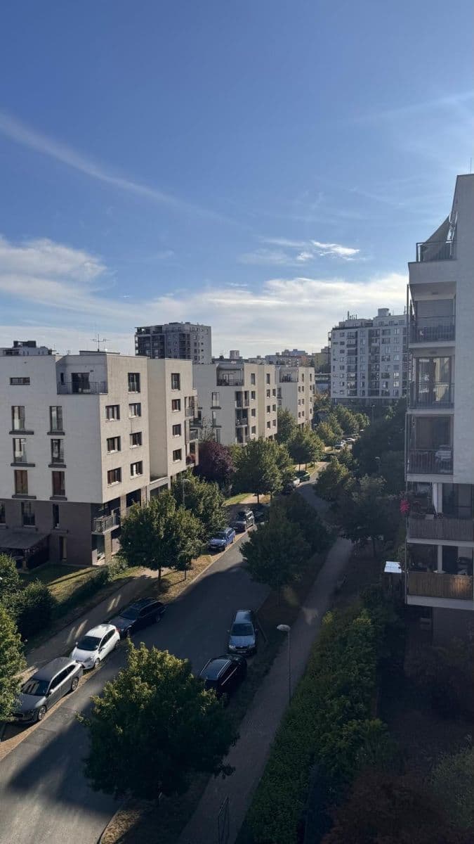 Predaj bytu 2-izbový 64 m², V Třešňovce, Praha, Praha Predaj bytu 2-izbový 64 m², V Třešňovce, Praha, Praha