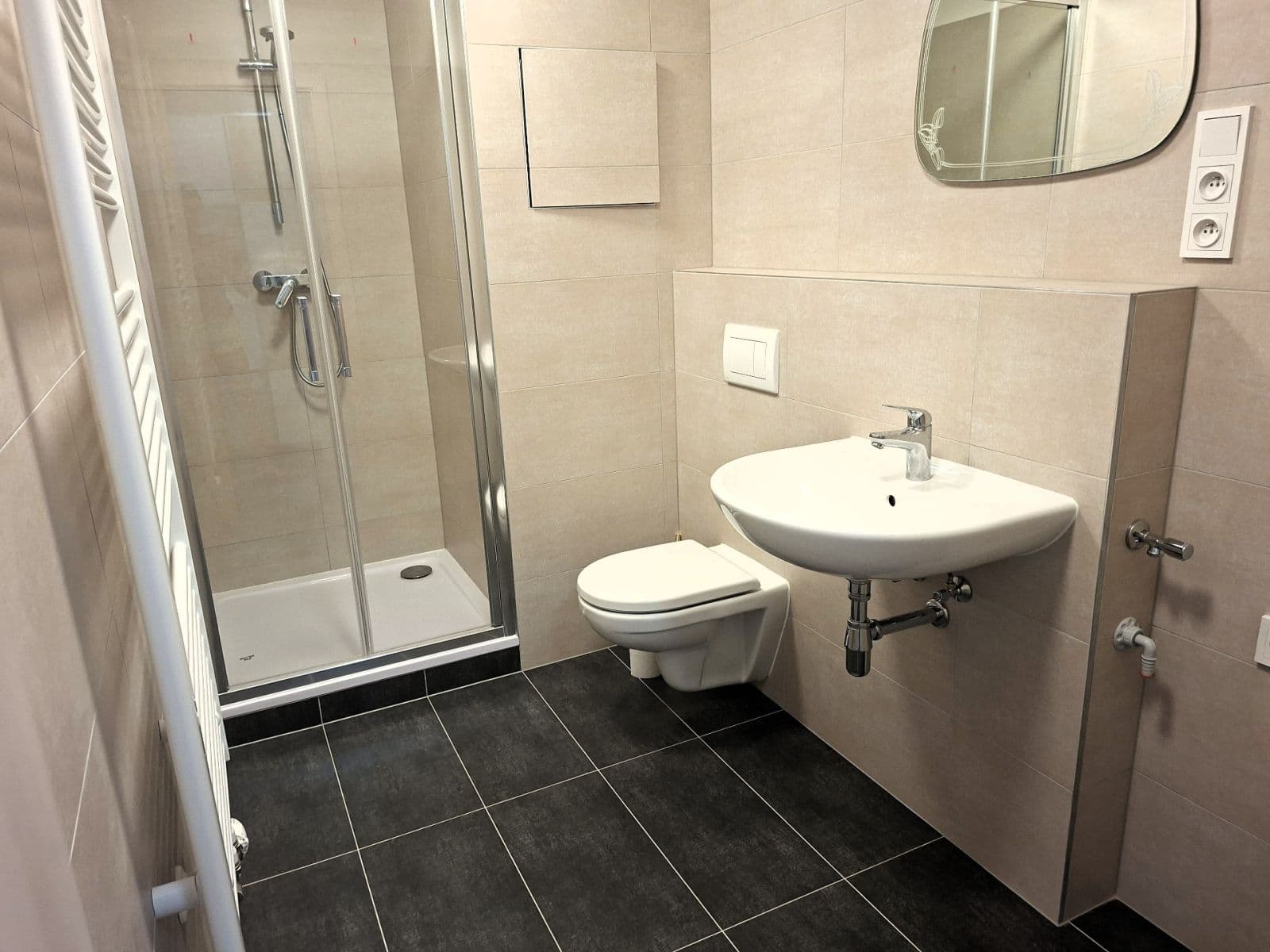 Prenájom bytu 1-izbový 32 m², Arnošta Staňka, Praha, Praha Prenájom bytu 1-izbový 32 m², Arnošta Staňka, Praha, Praha