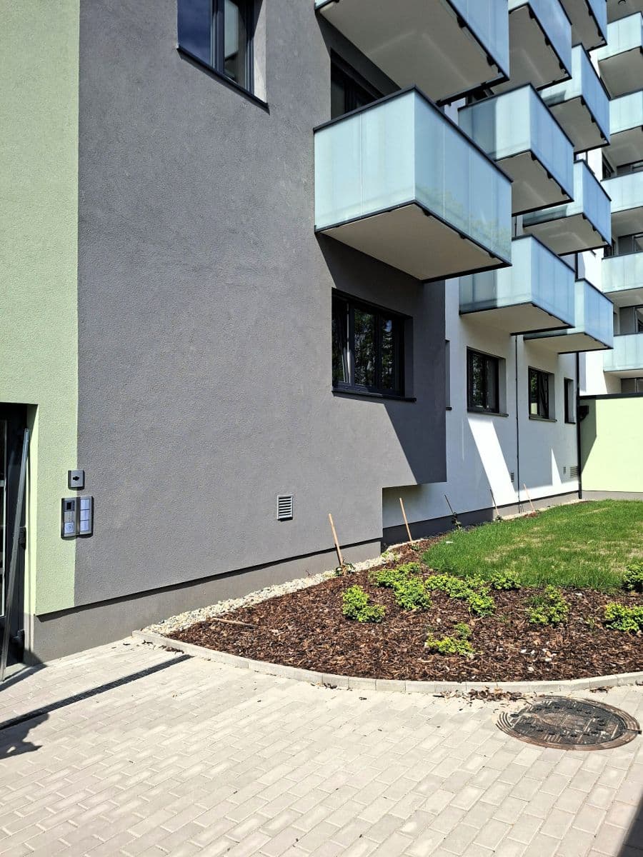 Prenájom bytu 1-izbový 32 m², Arnošta Staňka, Praha, Praha Prenájom bytu 1-izbový 32 m², Arnošta Staňka, Praha, Praha