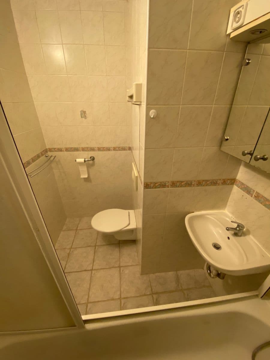 Prenájom bytu 2-izbový 43 m², Hrdličkova, Praha, Praha Prenájom bytu 2-izbový 43 m², Hrdličkova, Praha, Praha