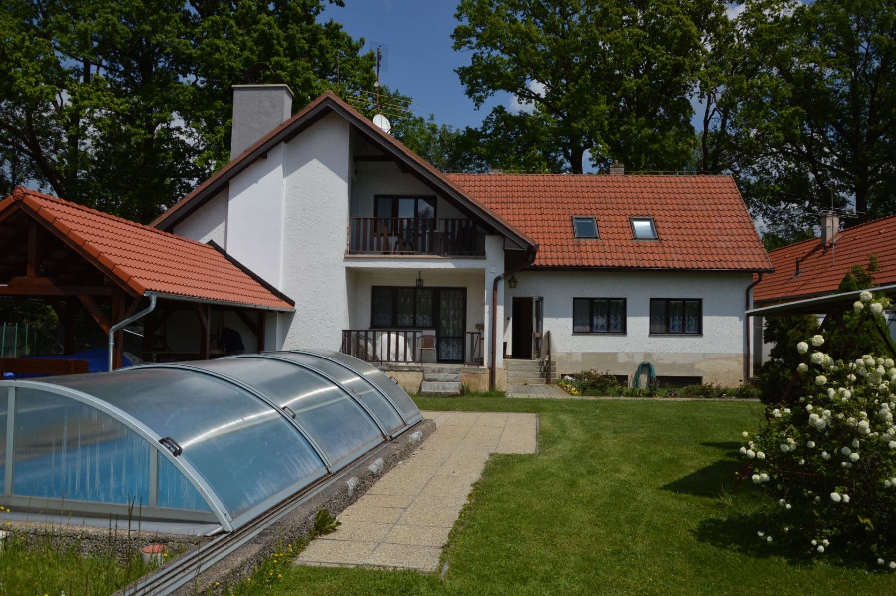 Prenájom domu 320 m², pozemok 1.700 m², Dívčice, Jihočeský kraj Prenájom domu 320 m², pozemok 1.700 m², Dívčice, Jihočeský kraj