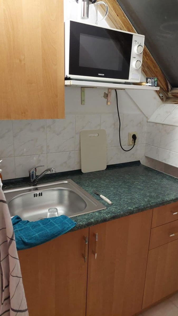 Prenájom bytu 1-izbový 30 m², K Raškovci, Kolín, Středočeský kraj Prenájom bytu 1-izbový 30 m², K Raškovci, Kolín, Středočeský kraj
