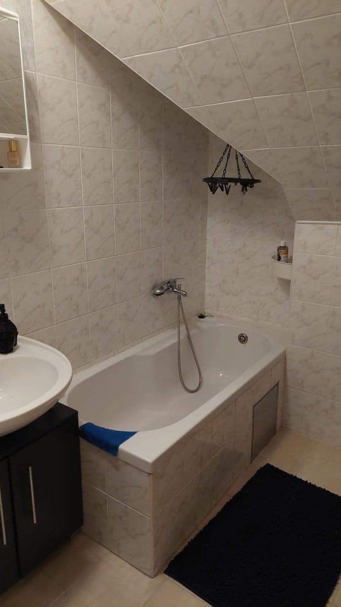 Prenájom bytu 1-izbový 30 m², K Raškovci, Kolín, Středočeský kraj Prenájom bytu 1-izbový 30 m², K Raškovci, Kolín, Středočeský kraj