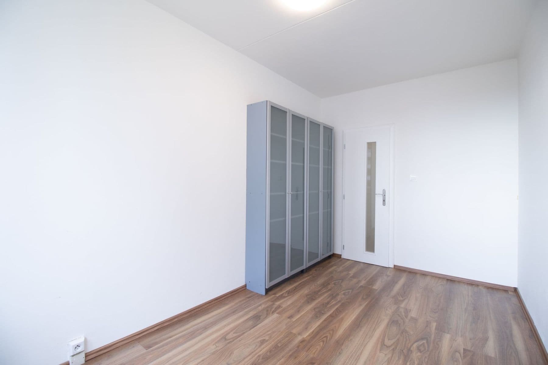 Prenájom bytu 3-izbový 65 m², Bazovského, Praha, Praha Prenájom bytu 3-izbový 65 m², Bazovského, Praha, Praha