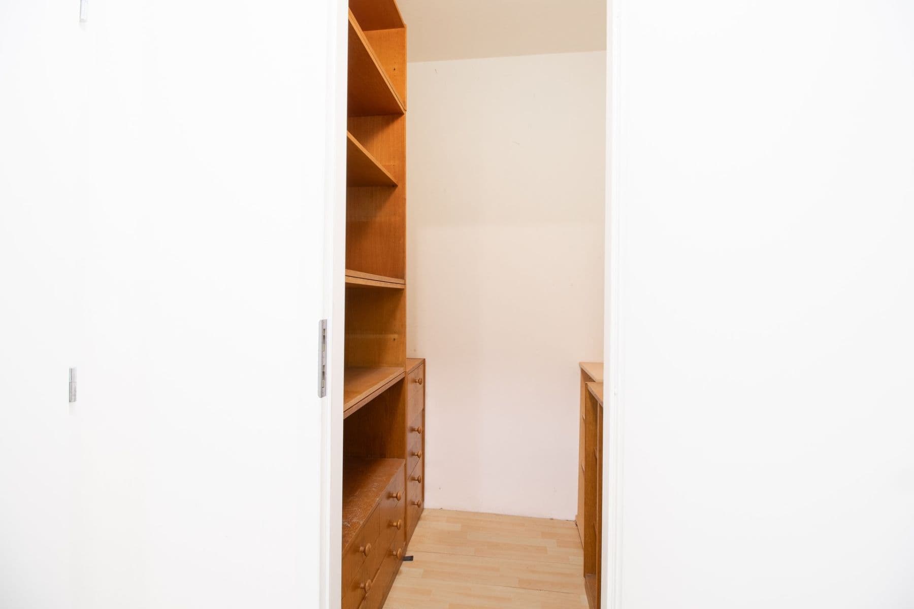 Prenájom bytu 3-izbový 65 m², Bazovského, Praha, Praha Prenájom bytu 3-izbový 65 m², Bazovského, Praha, Praha