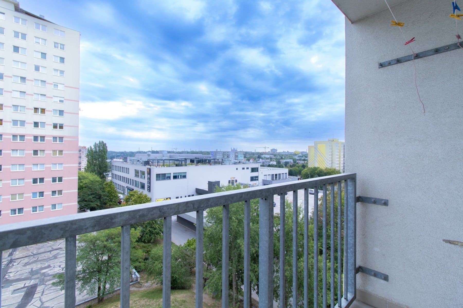Prenájom bytu 3-izbový 65 m², Bazovského, Praha, Praha Prenájom bytu 3-izbový 65 m², Bazovského, Praha, Praha