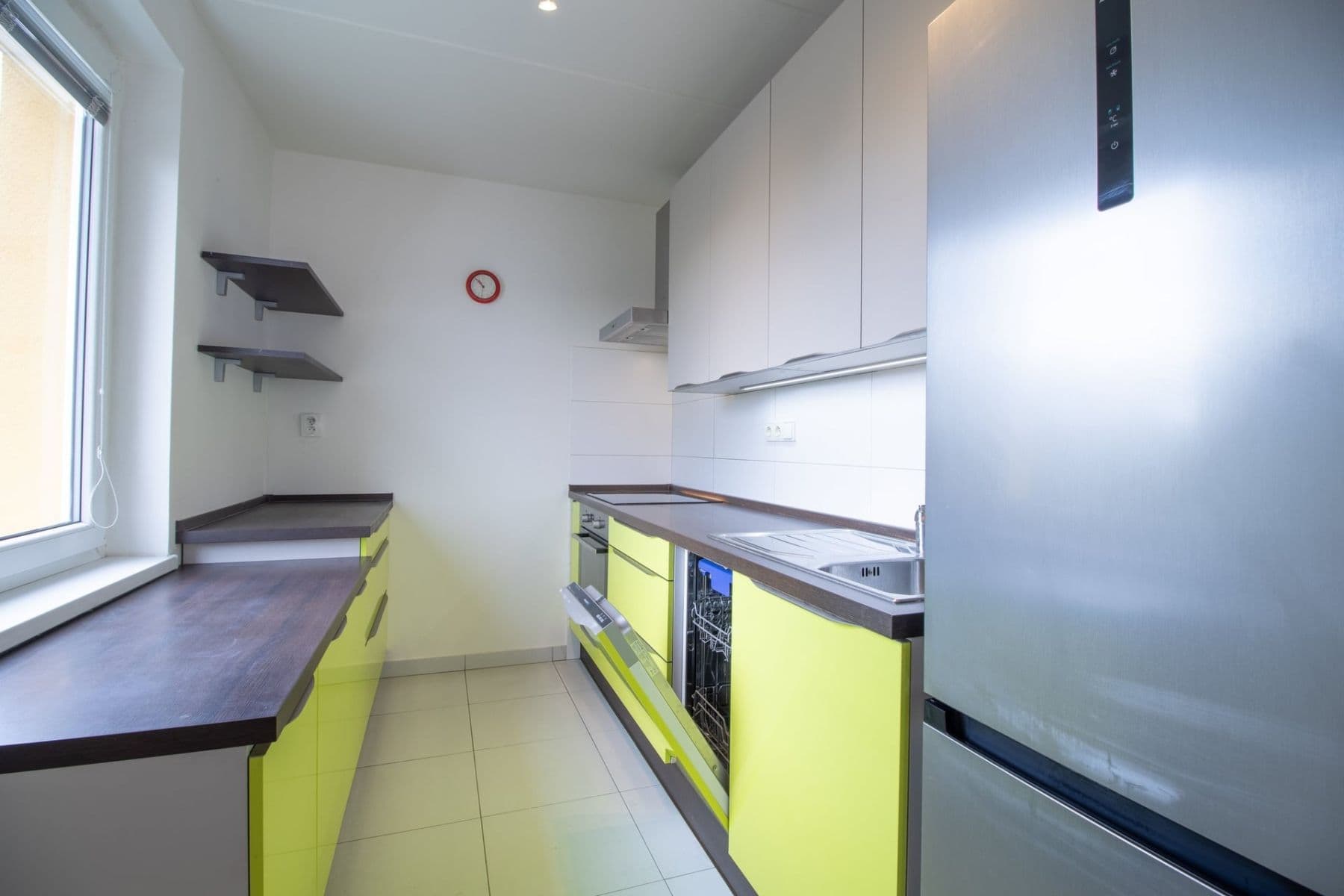 Prenájom bytu 3-izbový 65 m², Bazovského, Praha, Praha Prenájom bytu 3-izbový 65 m², Bazovského, Praha, Praha