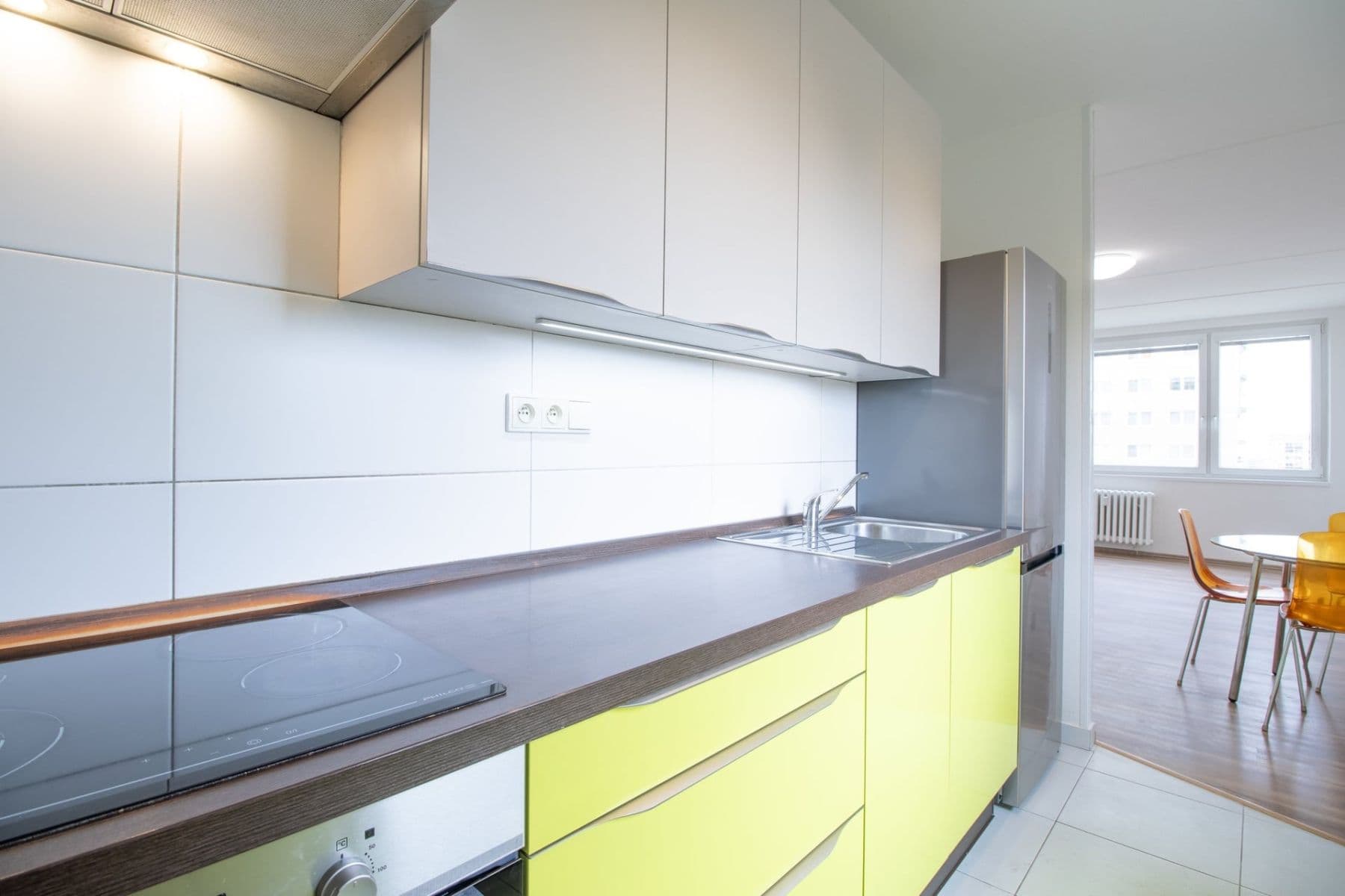 Prenájom bytu 3-izbový 65 m², Bazovského, Praha, Praha Prenájom bytu 3-izbový 65 m², Bazovského, Praha, Praha