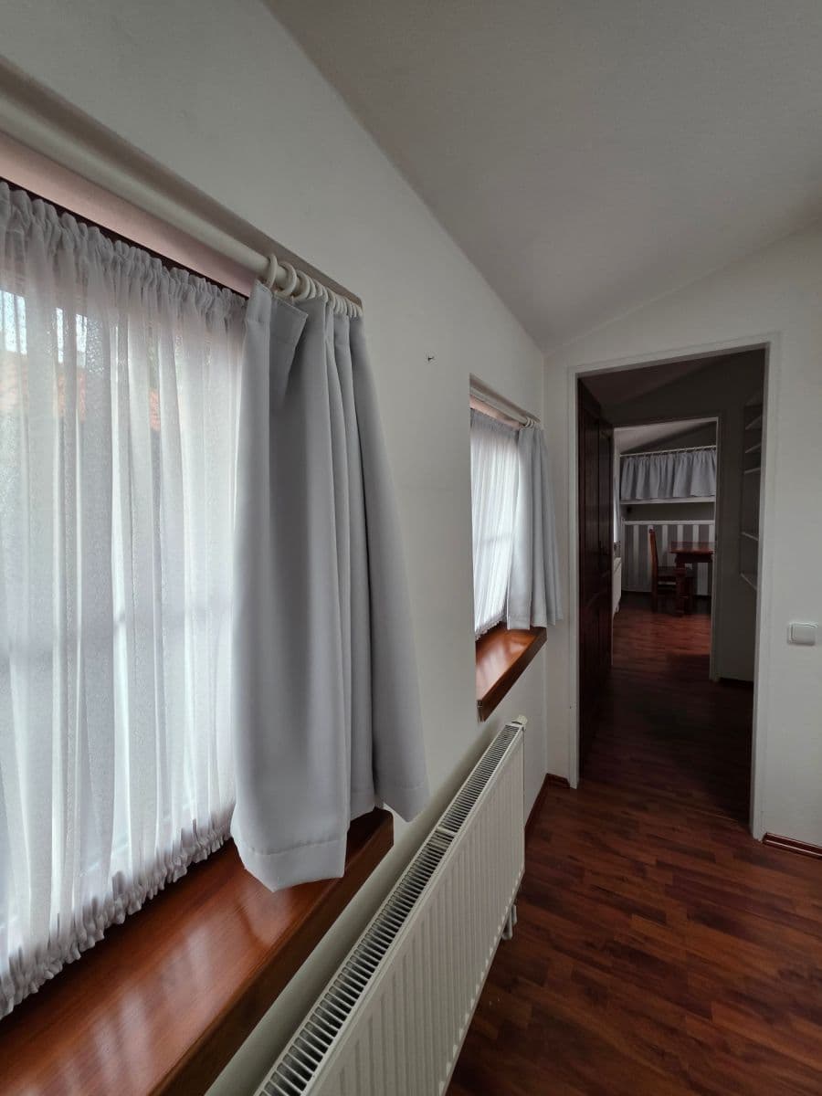 Prenájom bytu 2-izbový 38 m², Na Vinohradu, Praha, Praha Prenájom bytu 2-izbový 38 m², Na Vinohradu, Praha, Praha