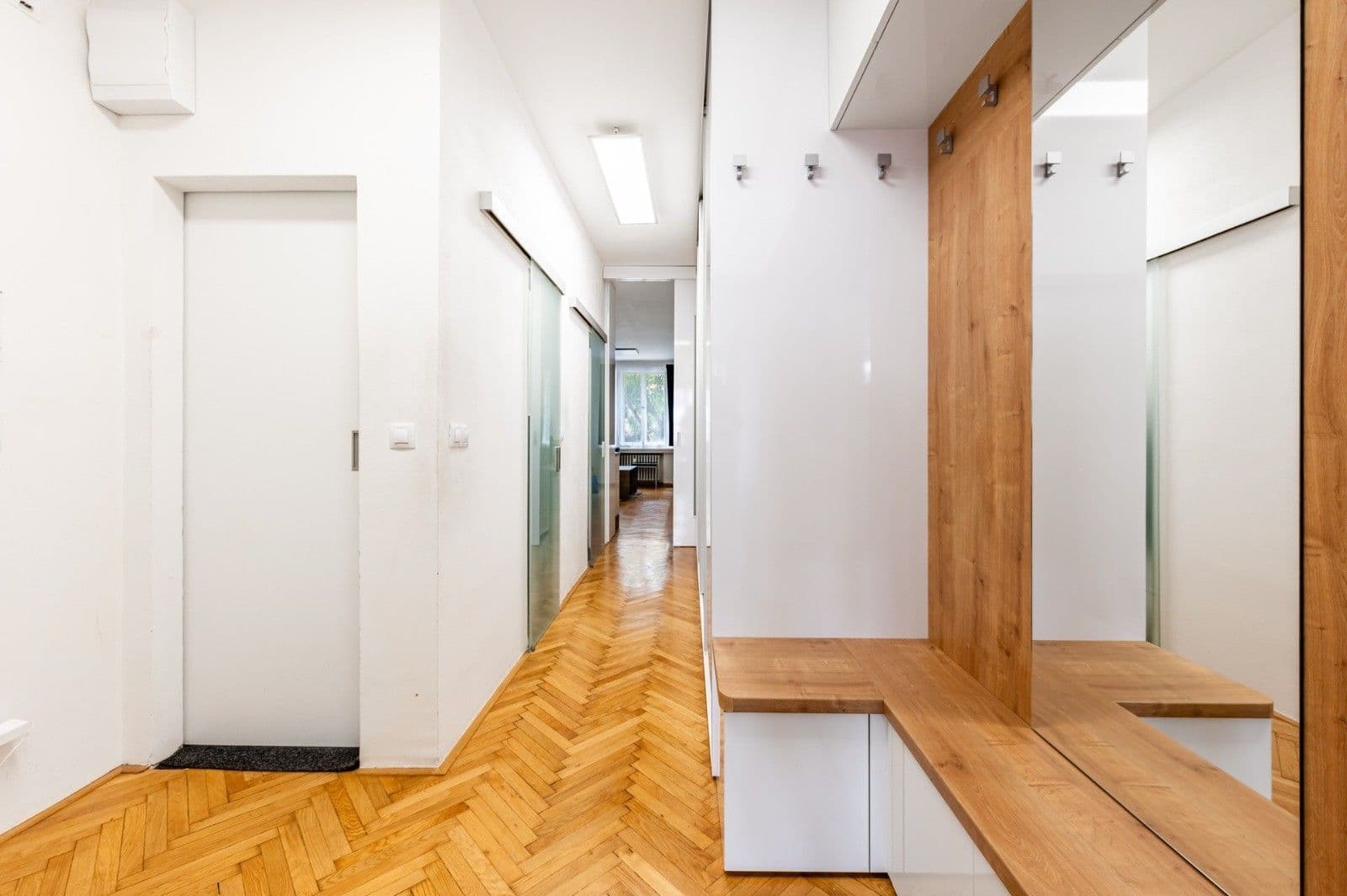 Prenájom bytu 2-izbový 58 m², Sokolovská, Praha, Praha Prenájom bytu 2-izbový 58 m², Sokolovská, Praha, Praha