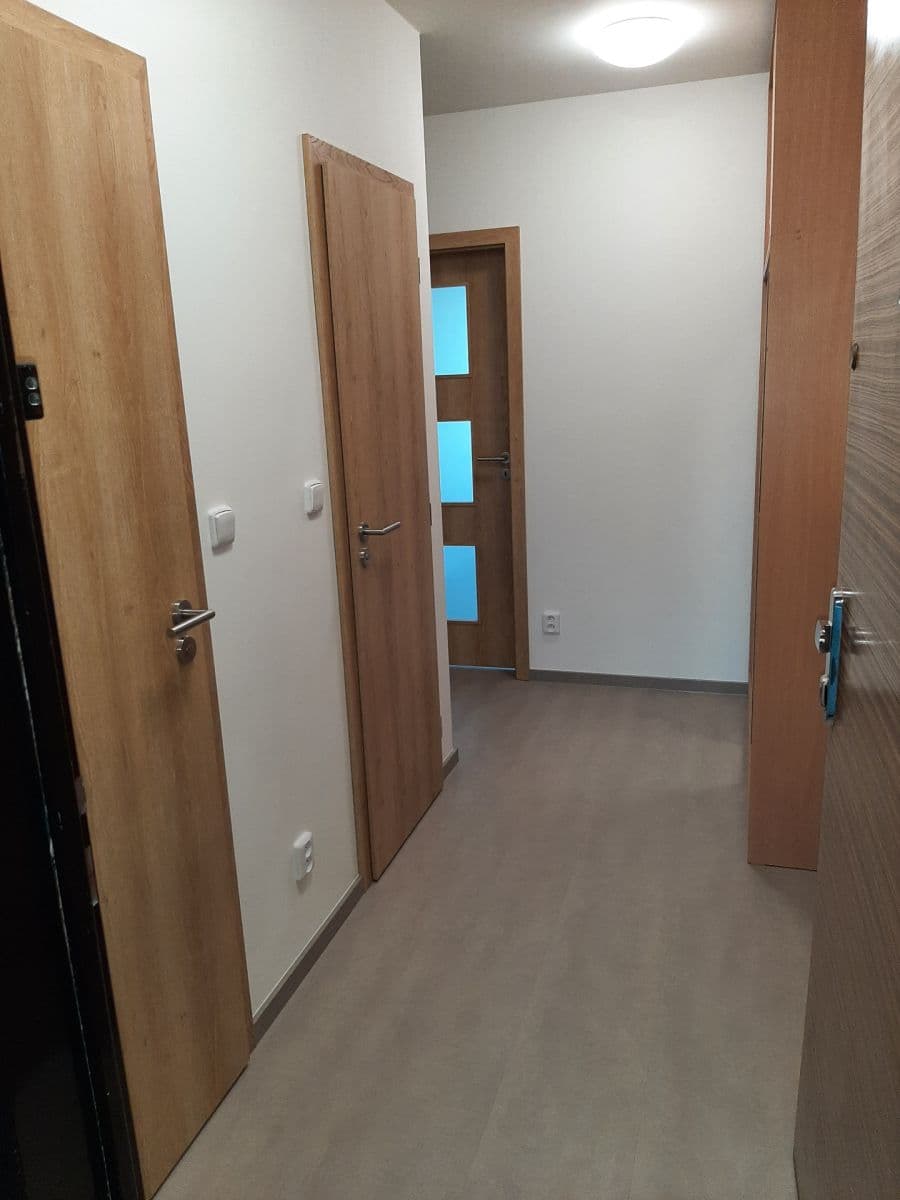 Prenájom bytu 2-izbový 42 m², Stankovského, Čelákovice, Středočeský kraj Prenájom bytu 2-izbový 42 m², Stankovského, Čelákovice, Středočeský kraj