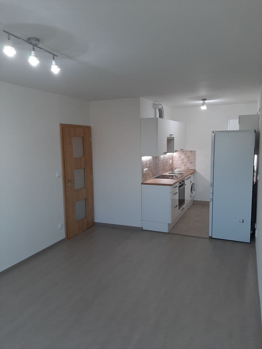 Prenájom bytu 2-izbový 42 m², Stankovského, Čelákovice, Středočeský kraj Prenájom bytu 2-izbový 42 m², Stankovského, Čelákovice, Středočeský kraj