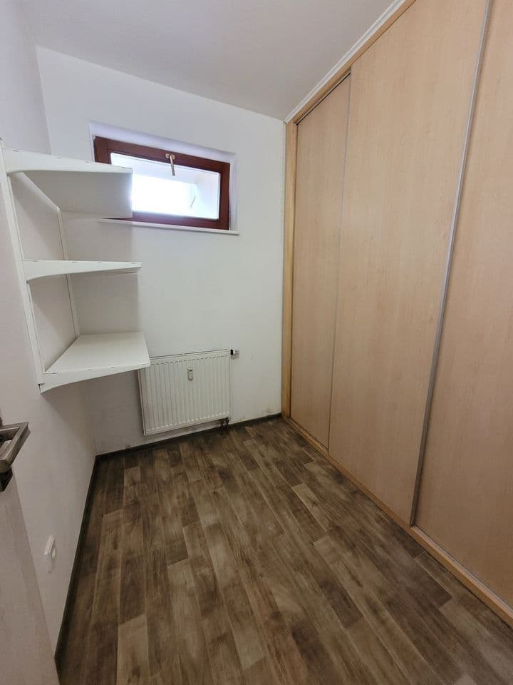 Prenájom bytu 3-izbový 86 m², Pod Koželuhy, Jičín, Královéhradecký kraj Prenájom bytu 3-izbový 86 m², Pod Koželuhy, Jičín, Královéhradecký kraj