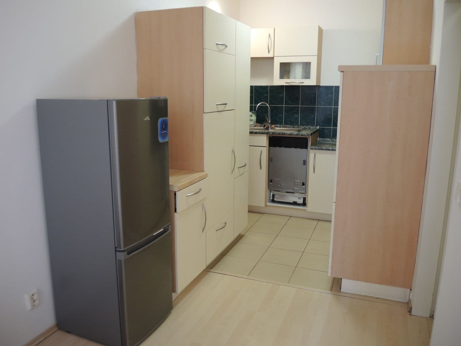Prenájom bytu 1-izbový 42 m², Elektrárenská, Praha, Praha Prenájom bytu 1-izbový 42 m², Elektrárenská, Praha, Praha