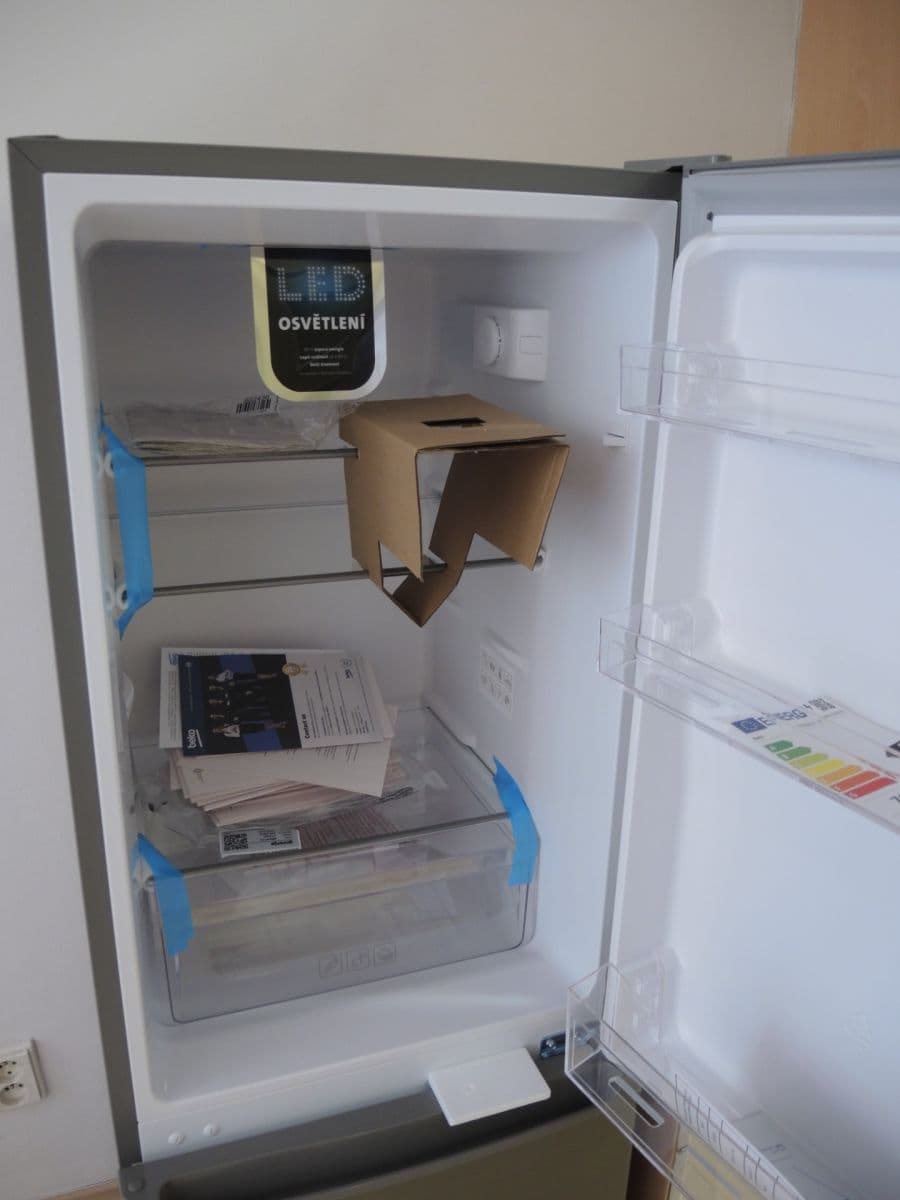 Prenájom bytu 1-izbový 42 m², Elektrárenská, Praha, Praha Prenájom bytu 1-izbový 42 m², Elektrárenská, Praha, Praha