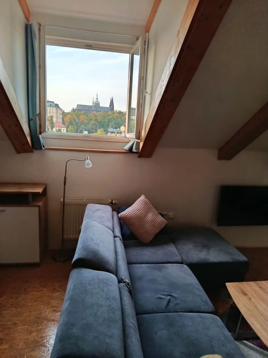 Prenájom bytu 1-izbový 50 m², Václavkova, Praha, Praha Prenájom bytu 1-izbový 50 m², Václavkova, Praha, Praha